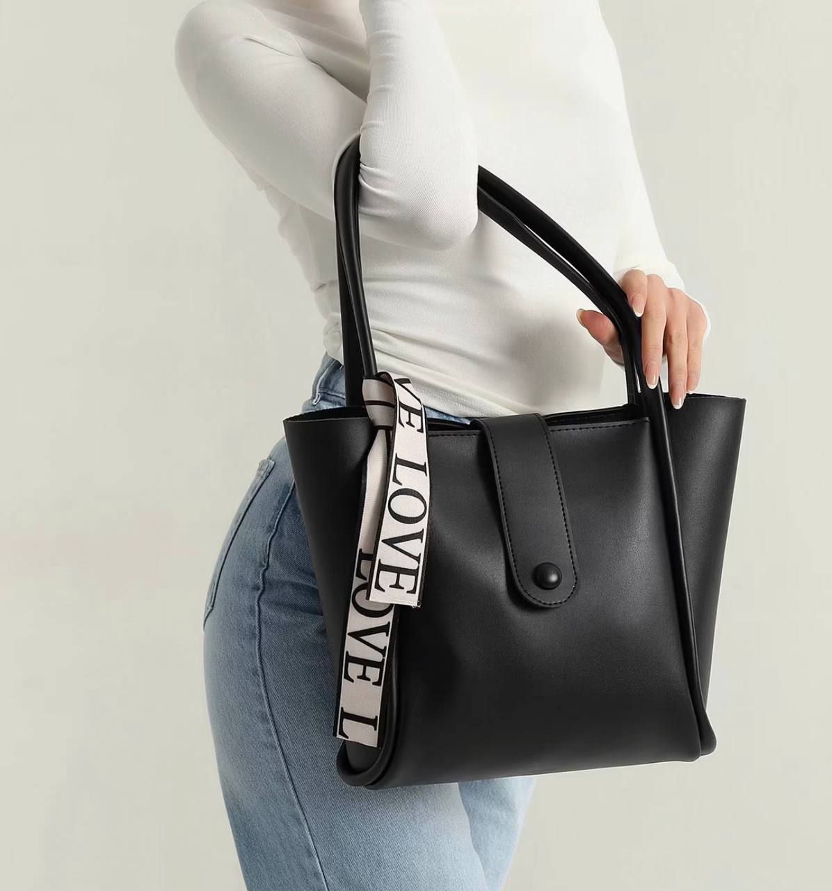 Noire Bag