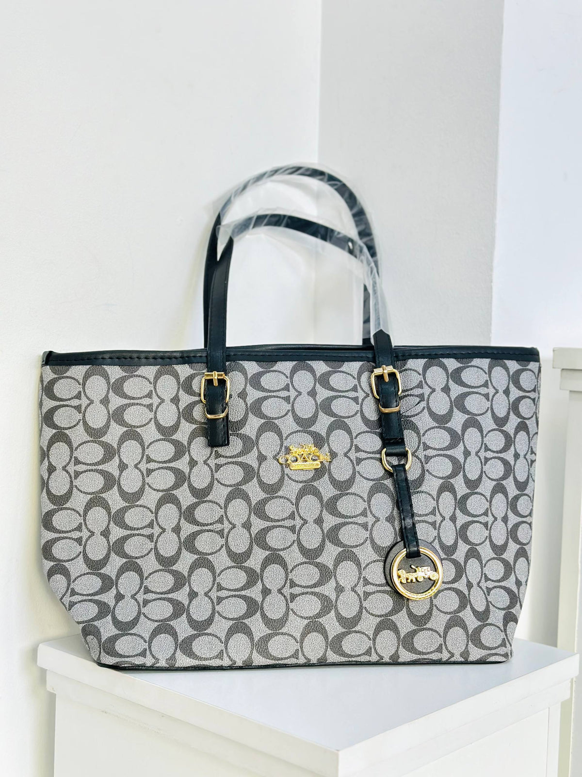 Dimi Tote